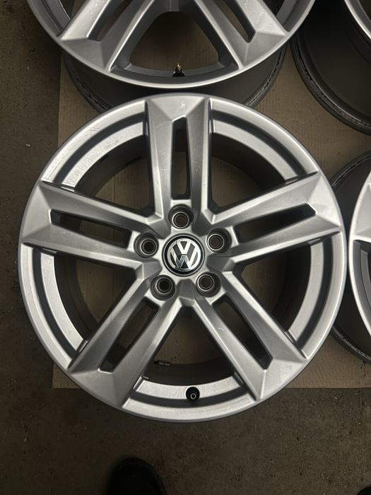 Диски R17 5x112/7J/ET42 VW/Skoda/Mercedes/Audi/Seat/