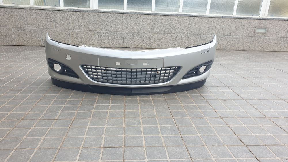 Parachoques Opel Astra H