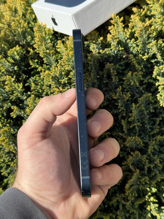 iPhone 13 128GB Midnight