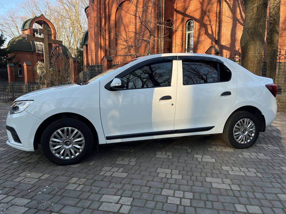 Продам Renault Logan 2017р.