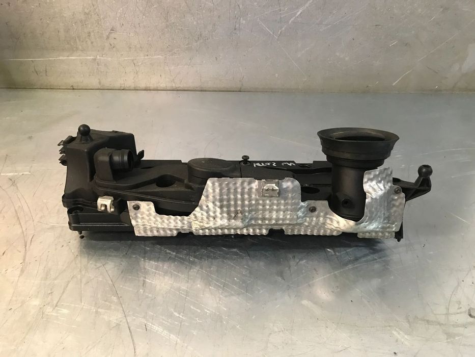 TAMPA DAS VALVULAS VOLKSWAGEN GOLF VI / TIGUAN / PASSAT 2.0TDI