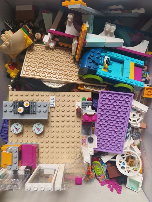 Duża paka LEGO sprzedaż na kilogramy