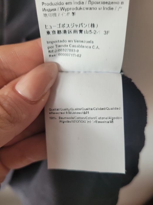 Czarna bluzka T-shirt hugo boss M 38 unisex