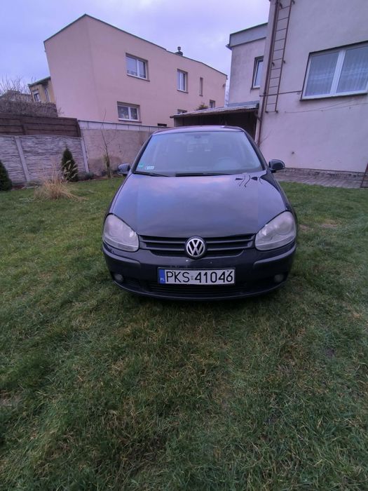 Volkswagen Golf V !