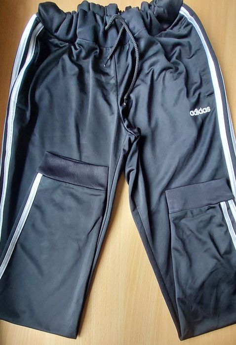 Продам спортивні штани.