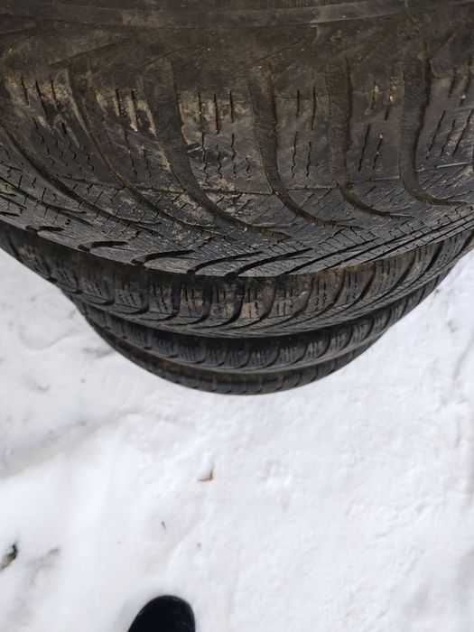 Michelin Alpin A4 215/60/R16