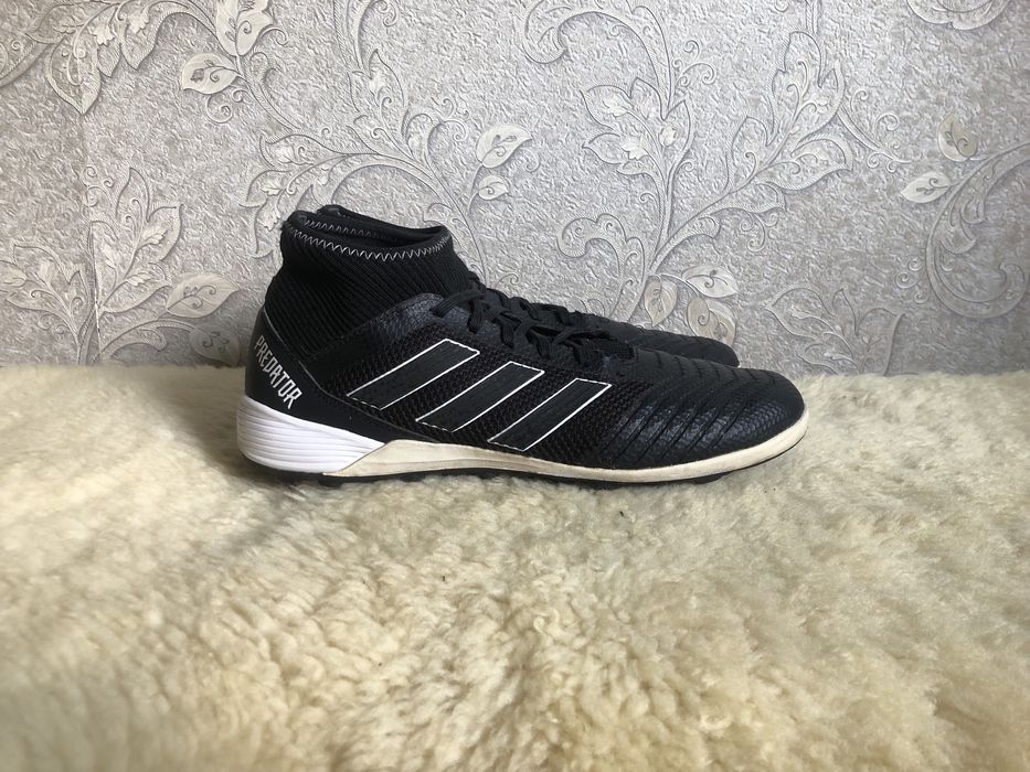 Оригінал! Сороконожки, футзалки Adidas Predator 42 41,5 41 26,5 26