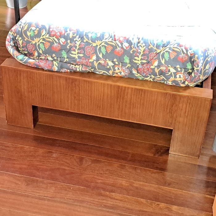 Cama solteiro com estrado e colchão