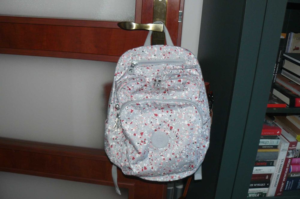 duzy nowy plecak kipling