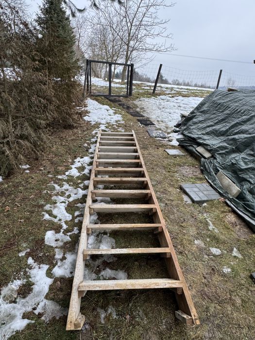 Schody, schody budowlane, budowa, drewno