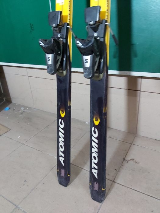 Narty  ATOMIC ATC   180cm
