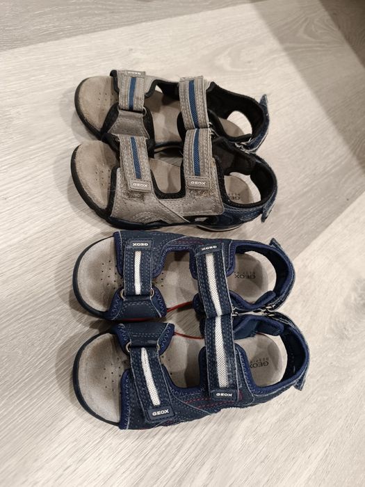 Vendo 6 pares de calçado para menino entre o n27 e o 30
