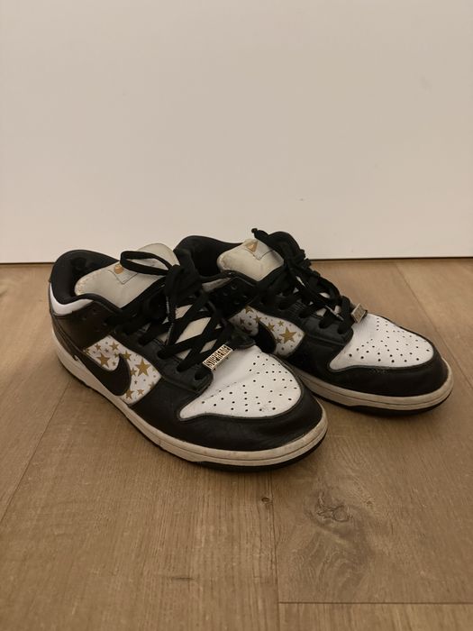 Nike dunk supreme black stars