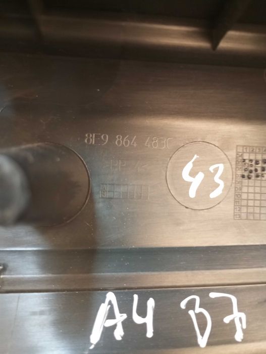 Soleira Interior da Mala Audi A4 B6 / B7 Avant – Ref: 8E9864483C