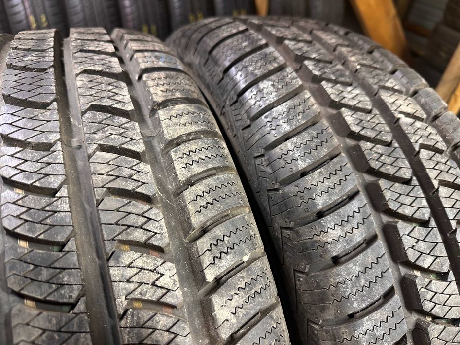 Шини зима 225/75R16C Continental VancoWinter 2  4 шт 9-10мм