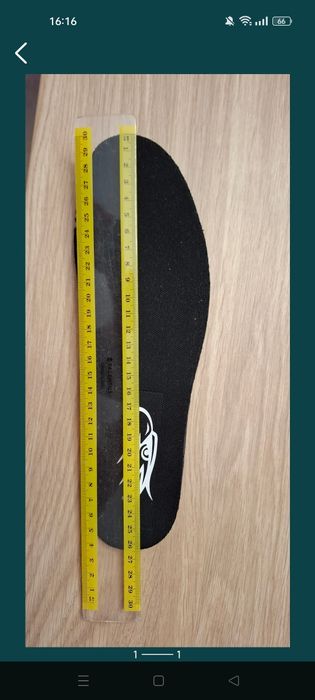 Salming Hawk 42 2/3. Wkładka 26,5cm. Darmowa dostawa :)