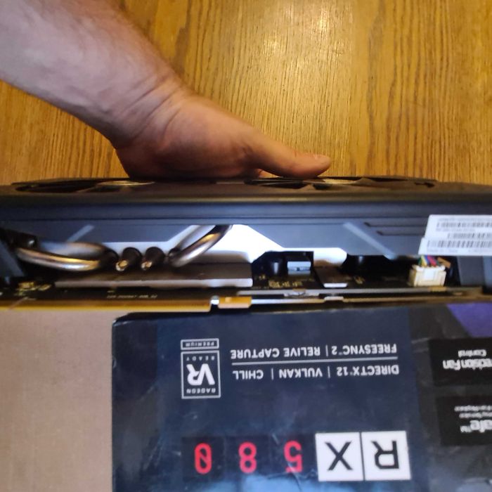 Sapphire RX580 nitro+ холодна