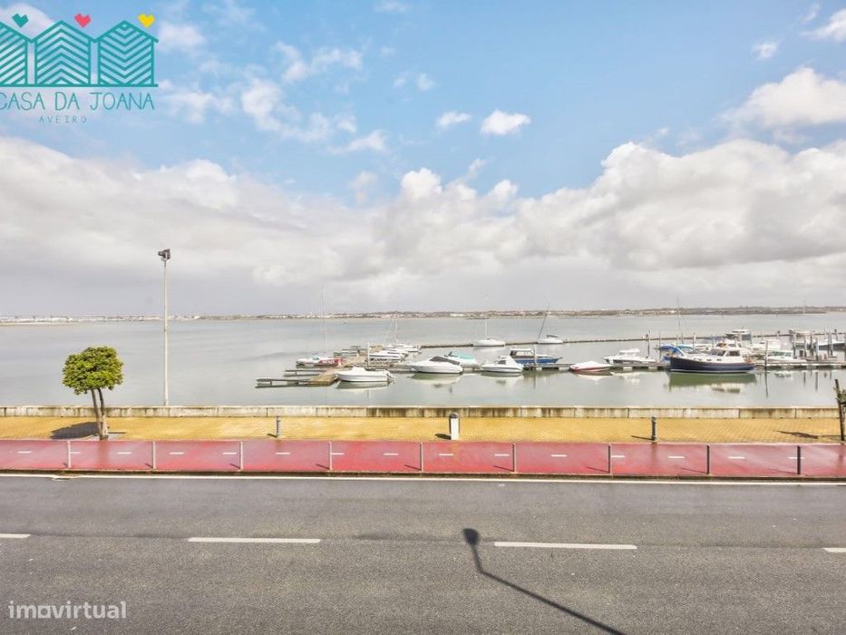 Apartamento T2 com Garagem na Costa Nova
