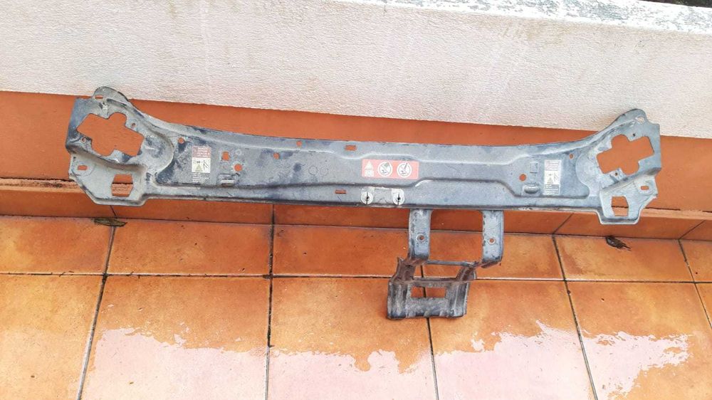 Peças Mercedes CLS  W219 | Suporte de radiador | Manga de eixo