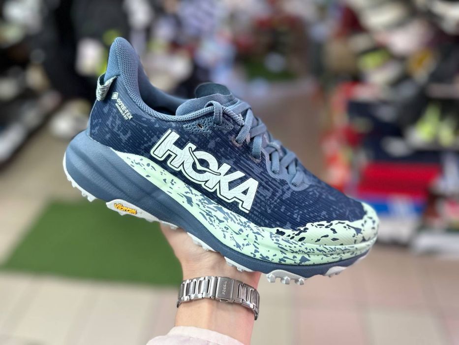 Трекінгові кросівки Hoka Speedgoat 6 Gore - Tex ( РОЗМІР 37 1/3 - 39 1/3 - 40 - 41 1/3 - 42 - 42 2/3 )