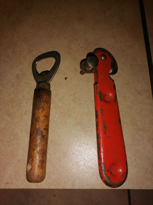 Stare otwieracze PRL