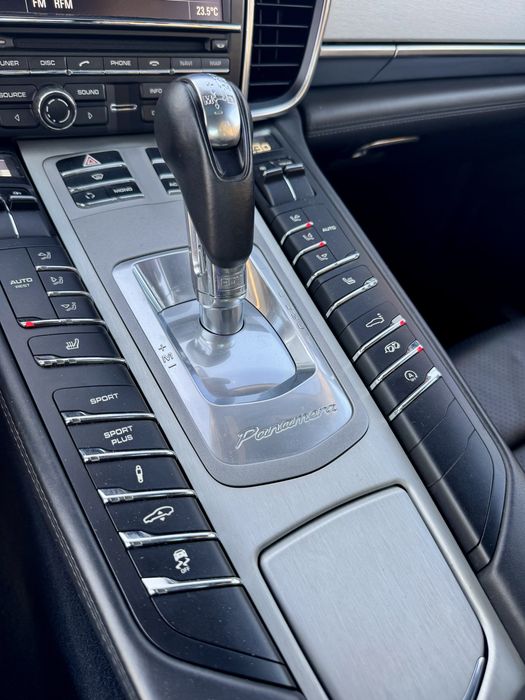 Porsche Panamera Turbo