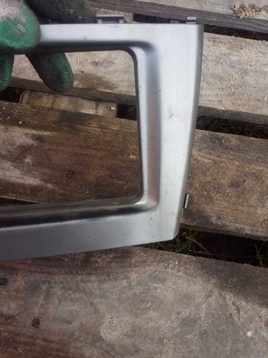 TOYOTA AVENSIS T27 09-15 ramka radia 2 din oryginał