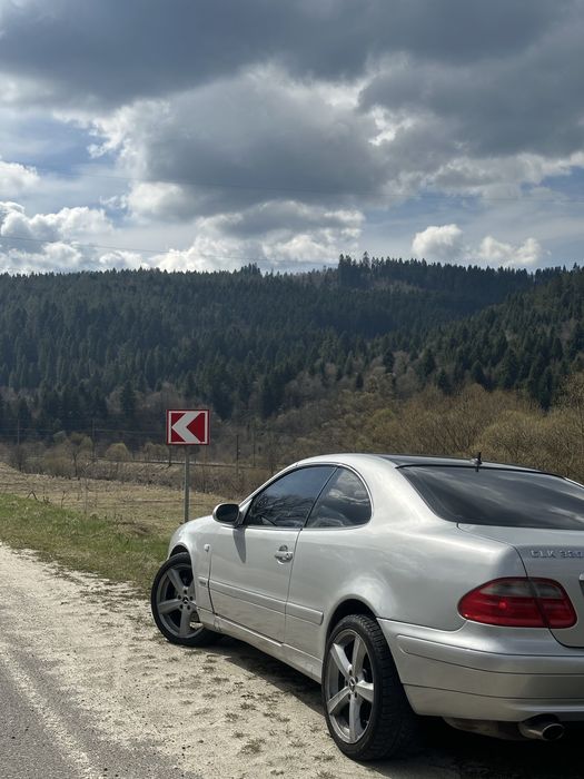 Mercedes CLK 320 W208