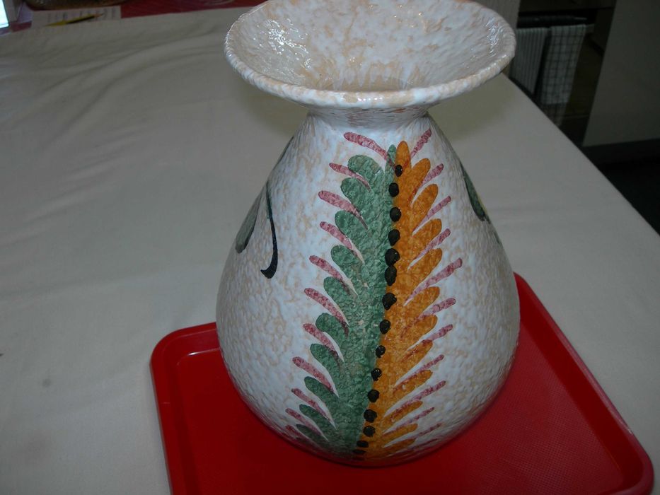 Jarra Solitário de Louça.