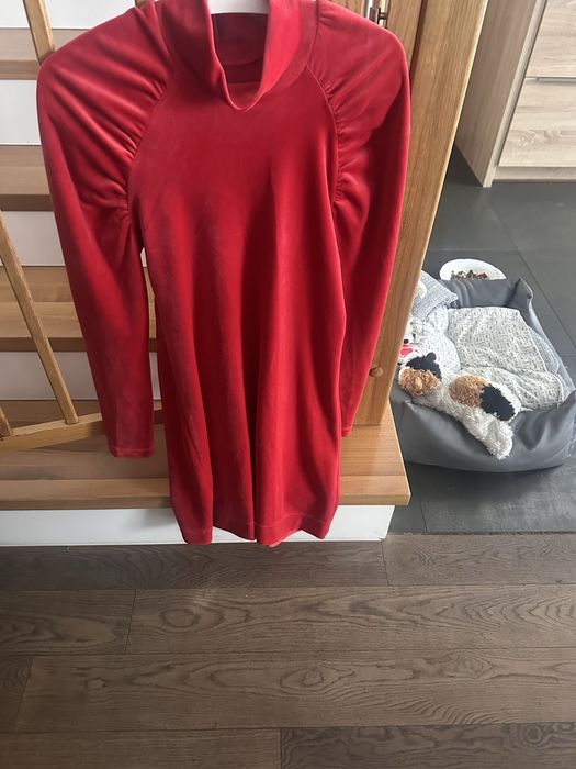 Sukienka Mosquito z weluru czerwona rozmiar M