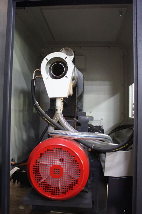 Станок токарний з ЧПК