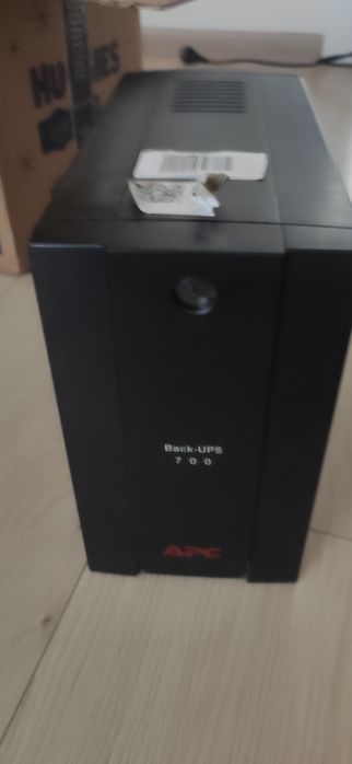 Безперебійник back-UPS APC BX700UI