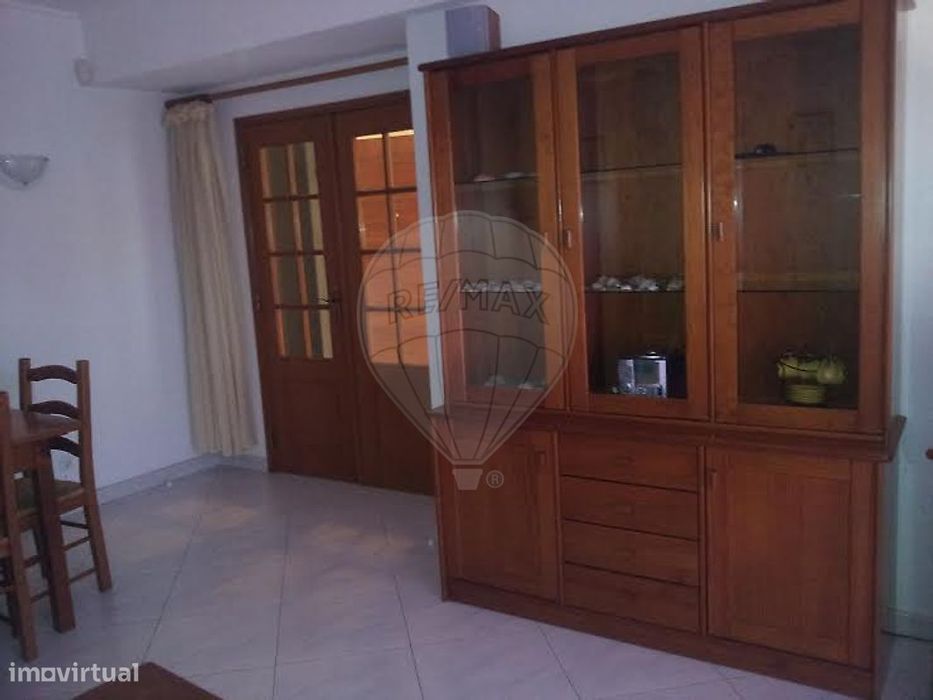 Apartamento T1 para arrendamento