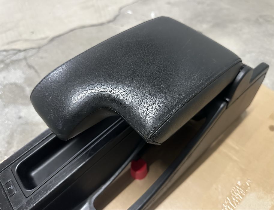 Apoio de braço + consola central Bmw E46 Série 3 Sedan, E46 Touring, E46 Compact de 1998 a 2005