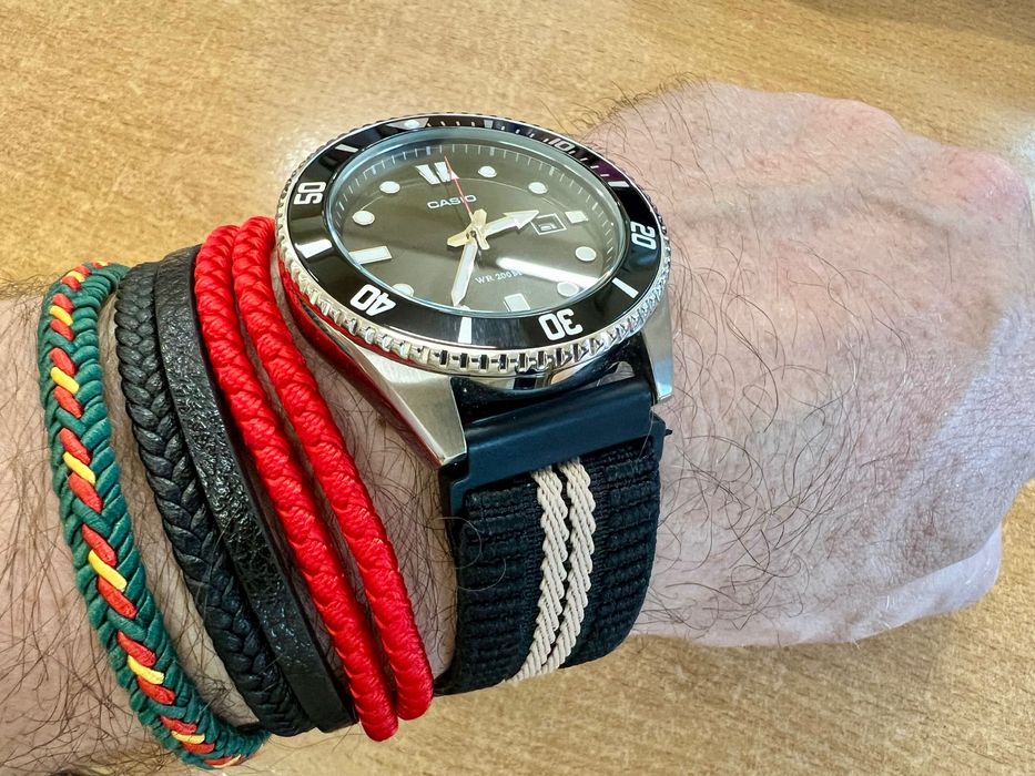 Casio MDV-107 Marlin