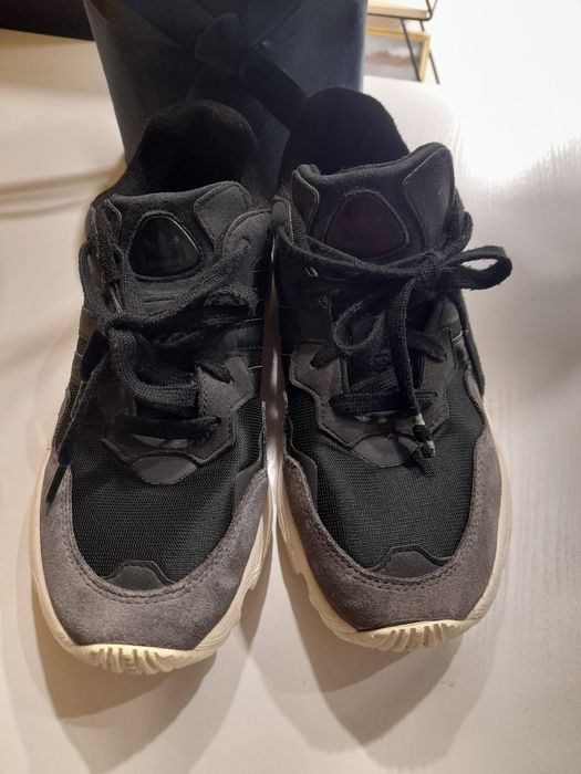 Buty sportowe Adidas roz.39 I/3