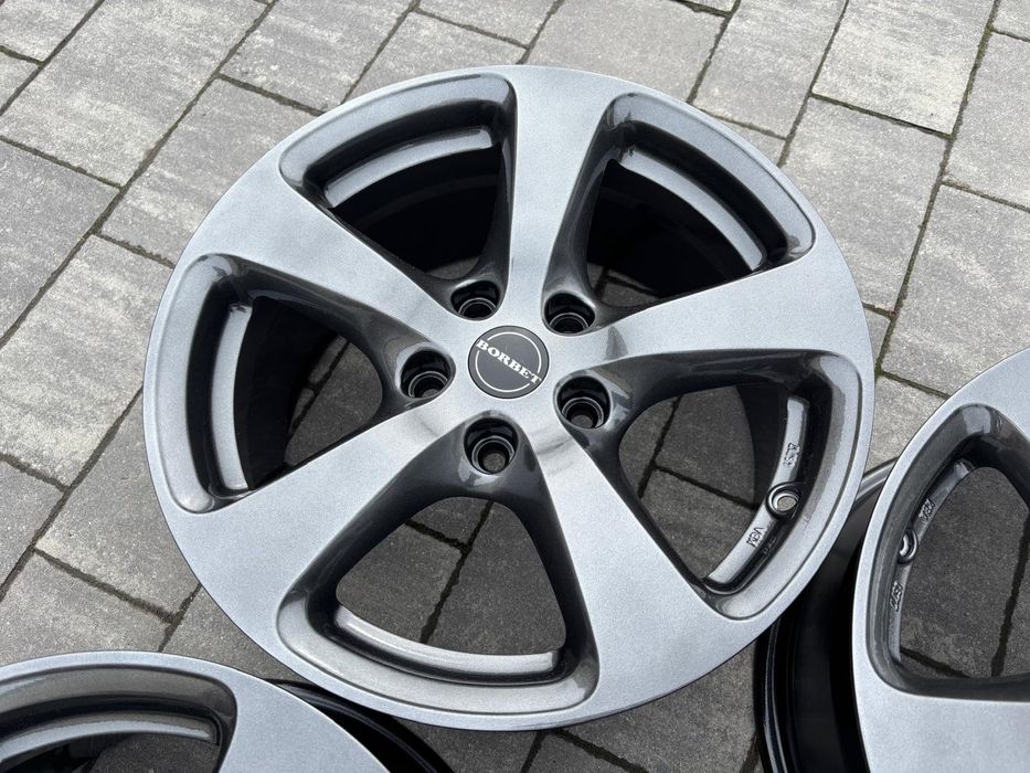 Alufelgi 17 5x120 Multivan Transporter T5 Borbet
