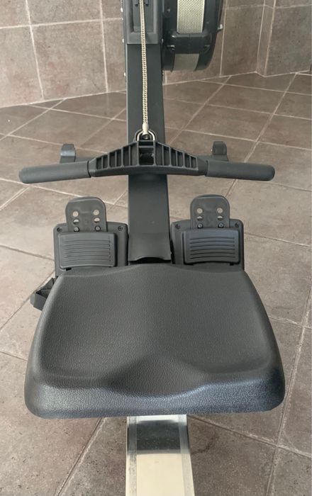 Maquina Remo Behumax air smart rower