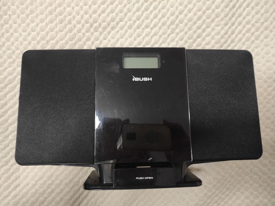 Stacja dokująca IPhone, iPad, CD, radio