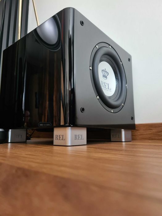Subwoofer aktywny REL T7/X