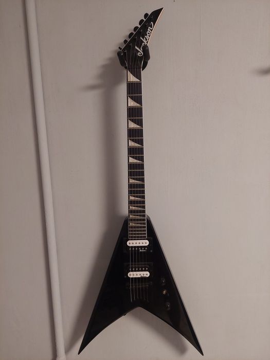 Електрогітара Jackson JS32T King V AH Gloss Black
