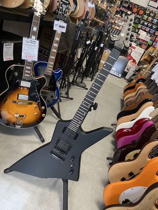 Spira X-400 - gitara elektryczna Explorer