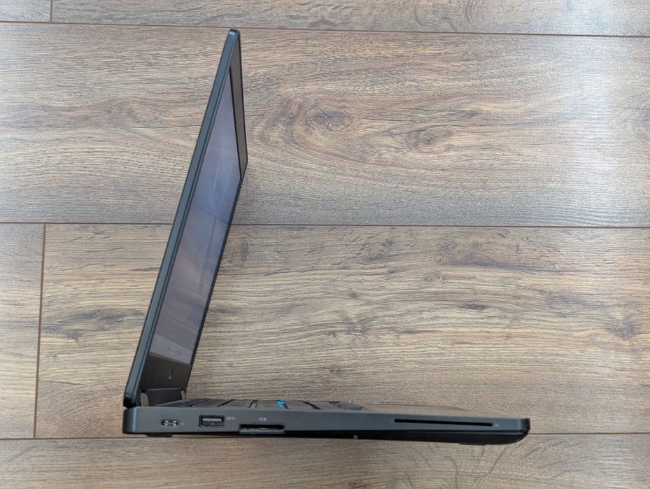 Dell Latitude 5490 14'' HD /Intel Core i5-8350U/8Gb Ram/ 512Gb SSD