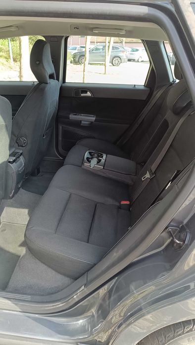 Volvo v50 1.6D, 2010, 220 000km