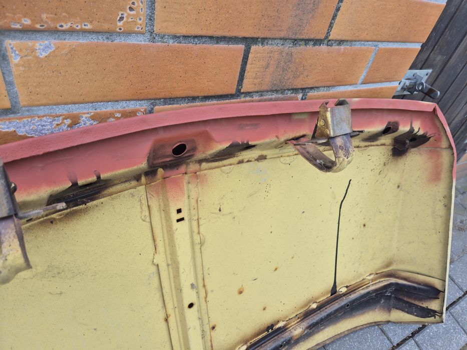 Fiat 126p maska przednia stary typ od 600tki bardzo ładna