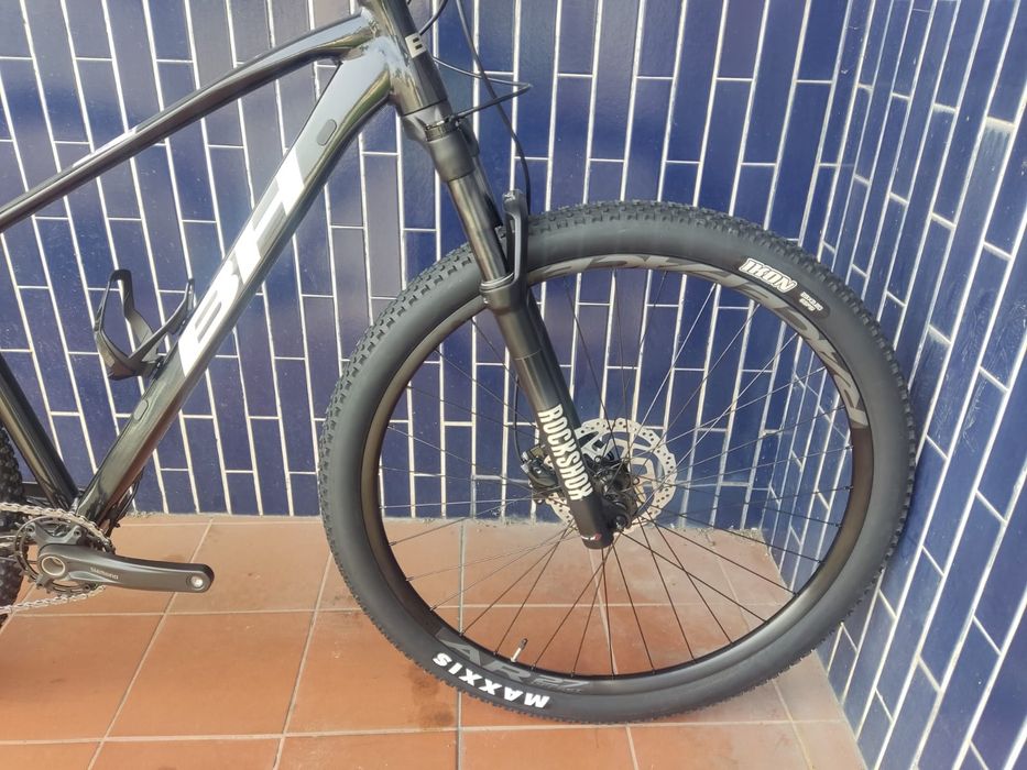 Bh expert 29 12x1v com rock shox