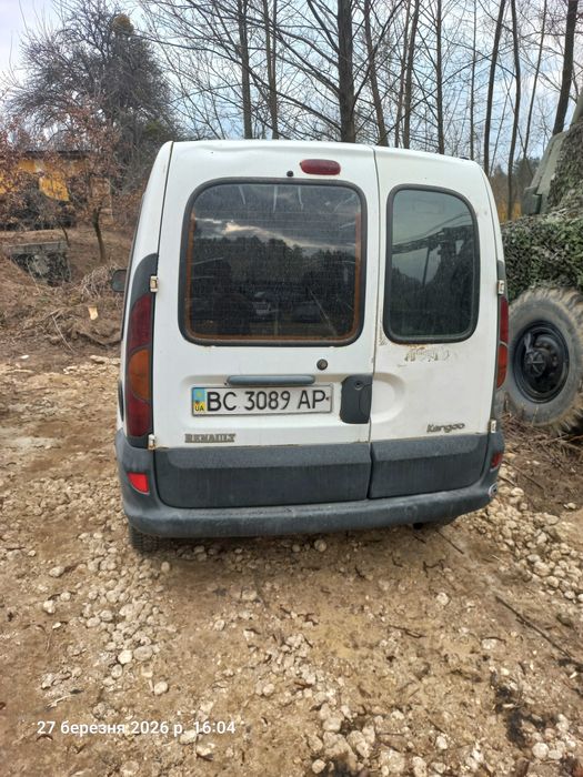 Автомобіль Рено Кенго