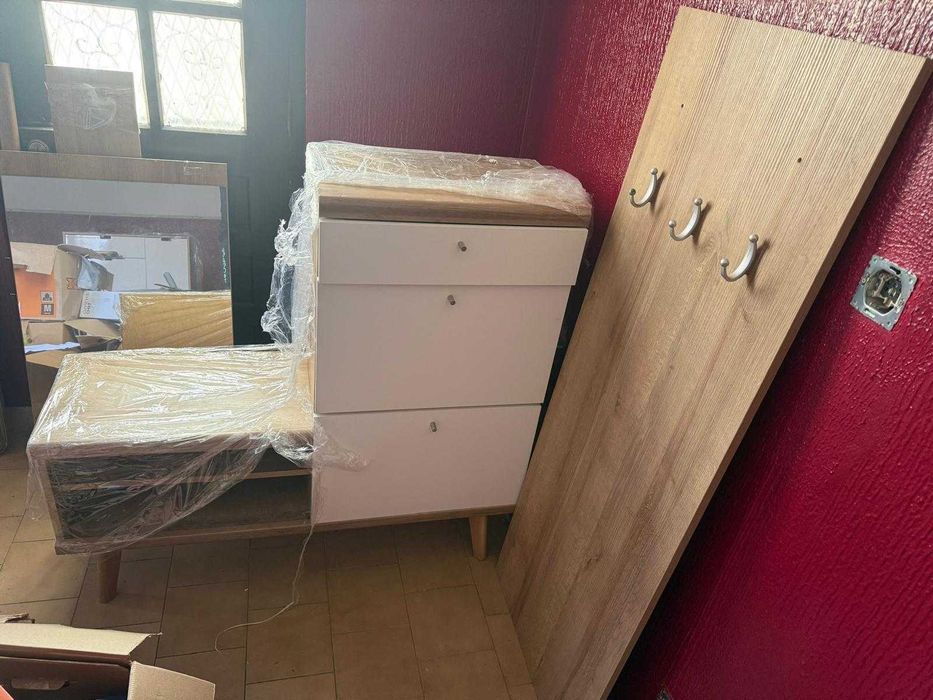 Movel de entrada com sapateira e esoelho