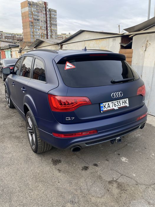 Продам ауді ку 7 2014року