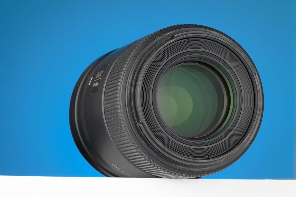 Sigma 105mm f/2.8 EX DG OS HSM Macro (Mocowanie Nikon F). Stan Idealny